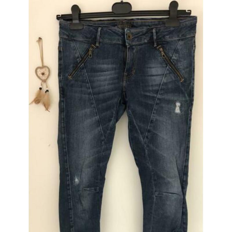Guess Skinny Jeans Maat 31. ZGAN