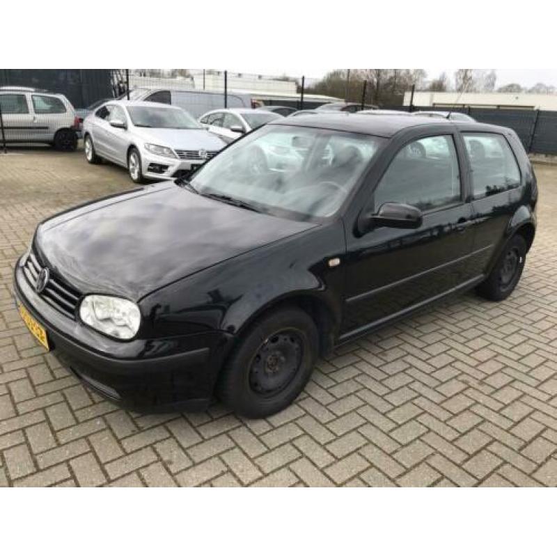 Volkswagen Golf 1.6 101 PK met nieuwe APK!!