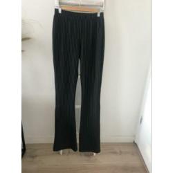 Mooie flared legging maat M Distrikt NIEUW