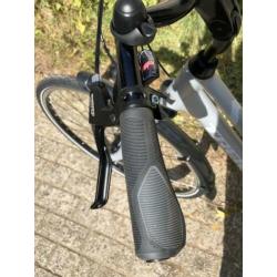 Nieuw TREK T200