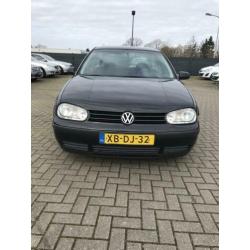 Volkswagen Golf 1.6 101 PK met nieuwe APK!!