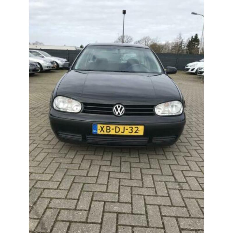 Volkswagen Golf 1.6 101 PK met nieuwe APK!!