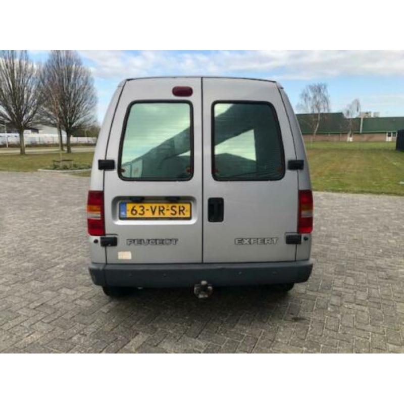 Peugeot Expert 220C 2.0 HDI 2000