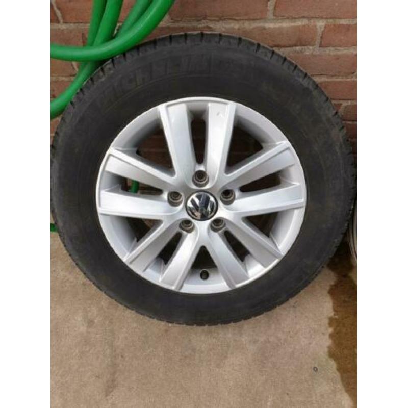 Set originele VW Caddy velgen