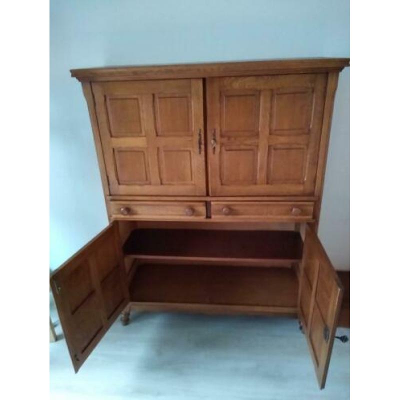 eiken kast (broodkast)