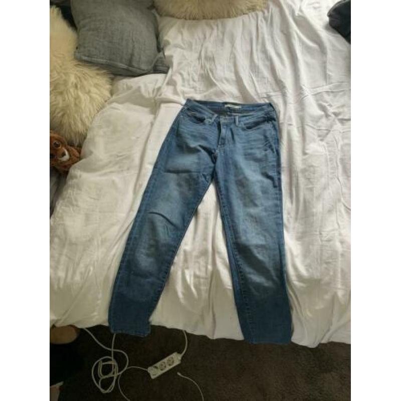 Levi’s jeans