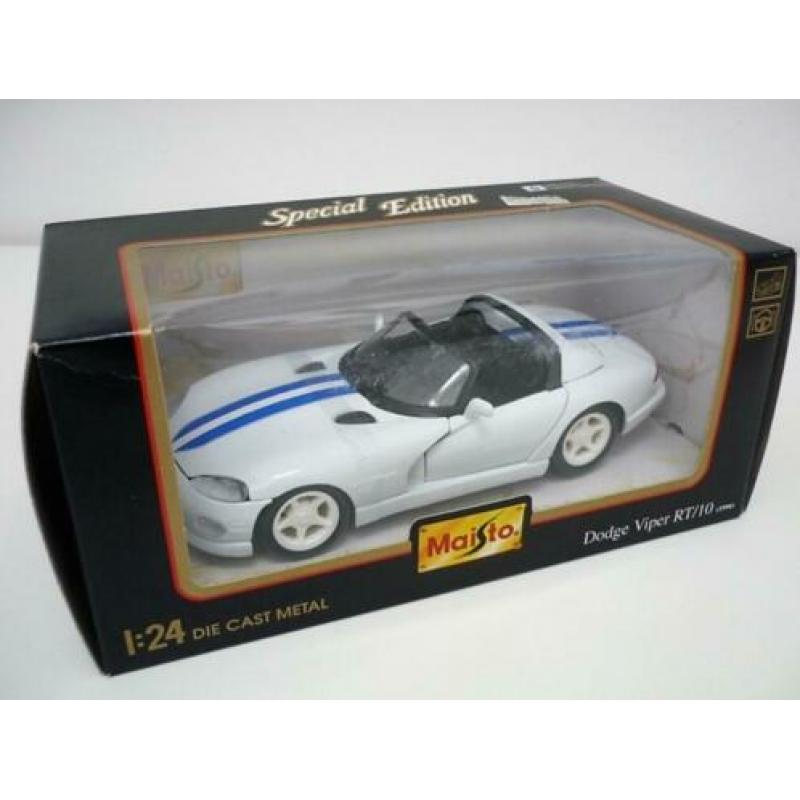 Maisto Dodge Viper RT/10 1996 Cabriolet wit 1/24 incl. doos