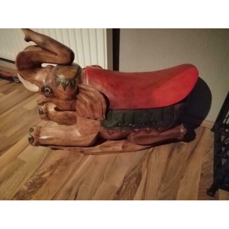 Antiek houten olifant groot
