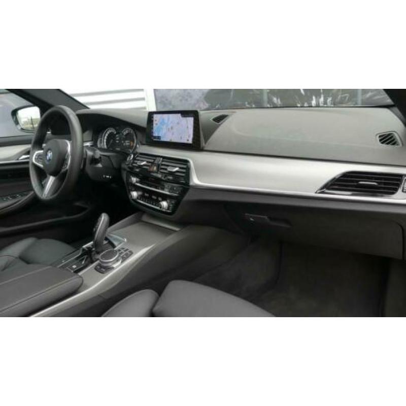 BMW 520d High Executive N.P € 81.764 M-Pakket ( Panodak , 20