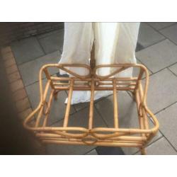 Rotan wieg met zeewier matrasje