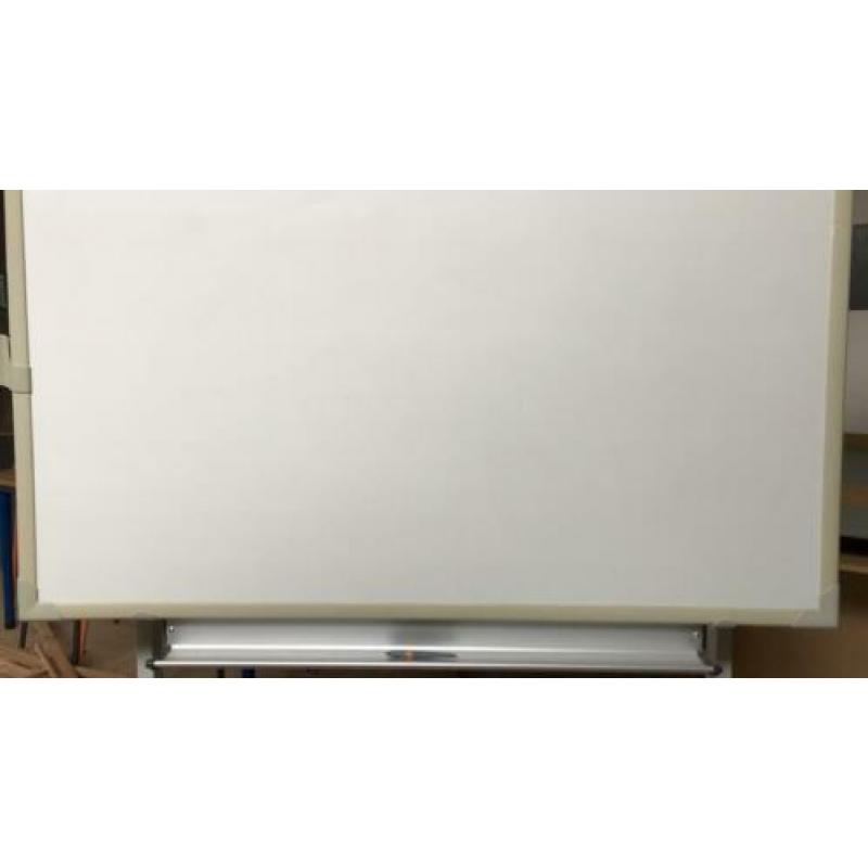 Groot touchscreen bord digibord op wieltjes