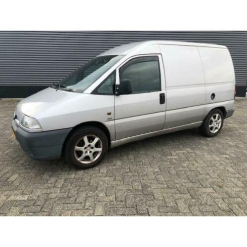 Peugeot Expert 220C 2.0 HDI 2000