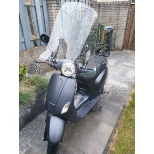 Leopard scooter zeer goede staat