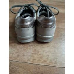 ECCO dames veterschoen laag model maat 39