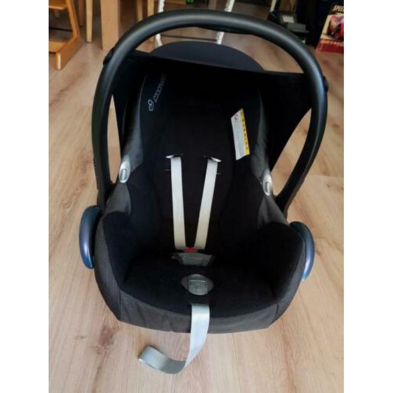 Maxi-Cosi cabriofix