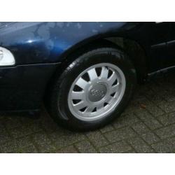 AUDI A4 2.4 V6 121KW AUT Advance