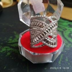 Grote 925 zilveren dames ring met witte zirkonen