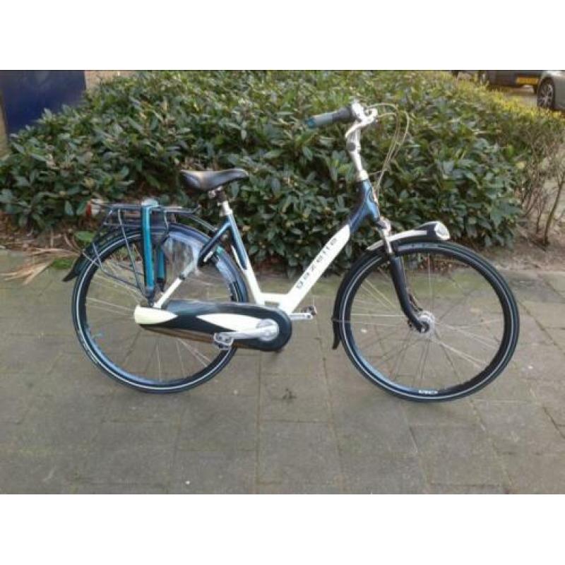 Te koop zeer mooie Gazelle Montreux Damesfiets 8 v
