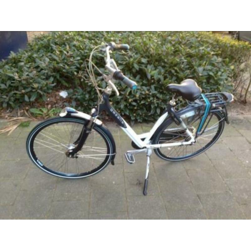 Te koop zeer mooie Gazelle Montreux Damesfiets 8 v