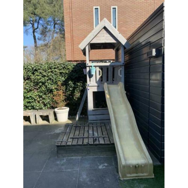 Jungle gym speelhuisje