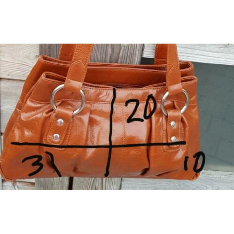 Bruine lakleren tas