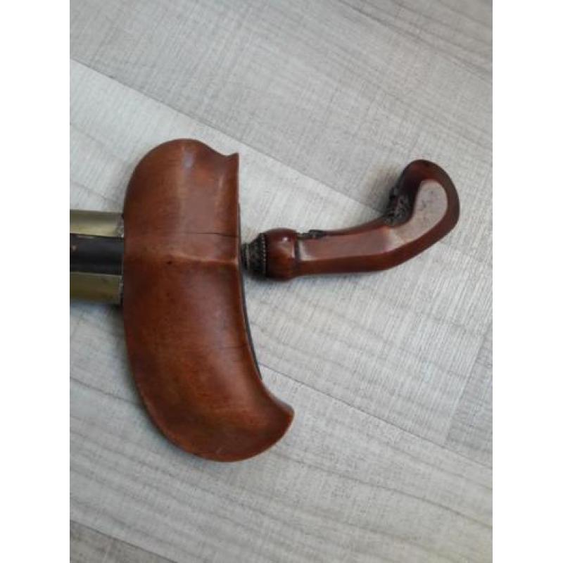 Keris kris van Java Solo Soerakarta klewang Mandau