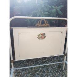Schitterend Frans metalen bed