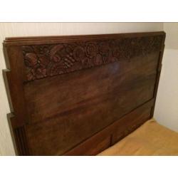 Antiek eikenhouten bed, inclusief matrassen