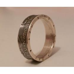 God zij met ons ring! Handgemaakt uit een zilveren gulden..