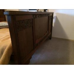 Antiek eikenhouten bed, inclusief matrassen