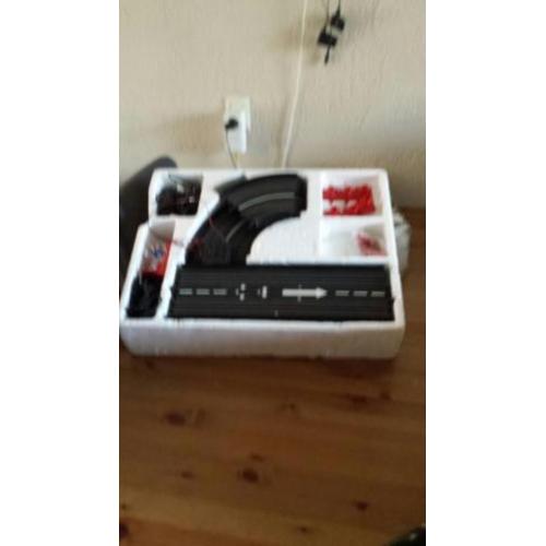 Carrey servomotoren 140