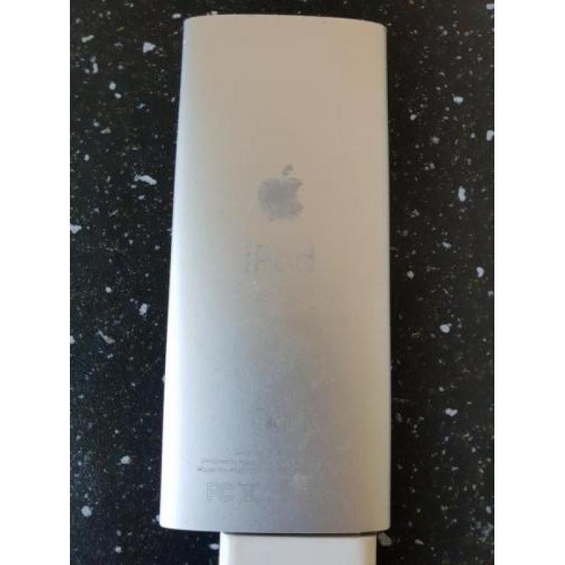 Te koop Ipod met boxjes