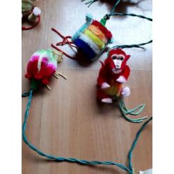 Oude kerst vintage kerstlampjes chenille aapjes !!