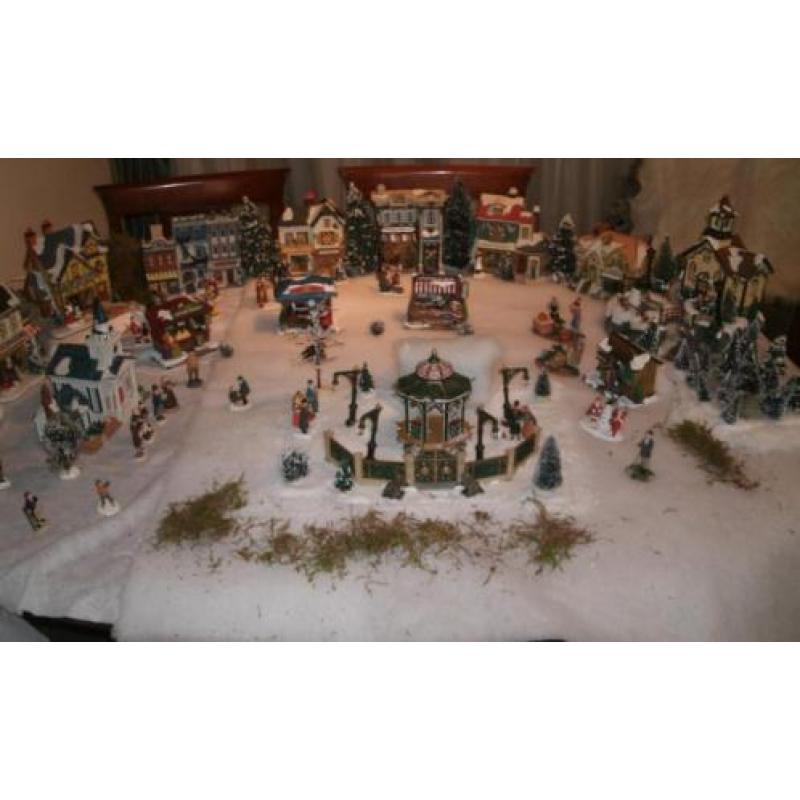 Kompleet kerstdorp winkelstraat met marktplein