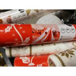 Kerstpakket poedersneeuw, tafelloper, luchtballen, verlichti