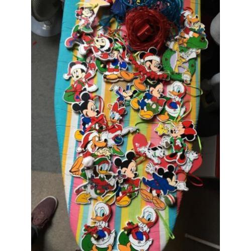 Apart 22 disney kerst hangers van hout origineel