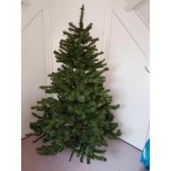 Kunstkerstboom 3 delen en standaard.