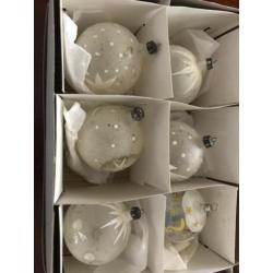 Doos met 6 leuke kerstballen (onbreekbaar)