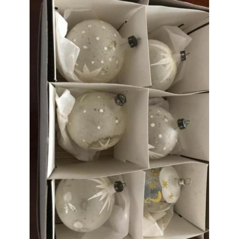 Doos met 6 leuke kerstballen (onbreekbaar)