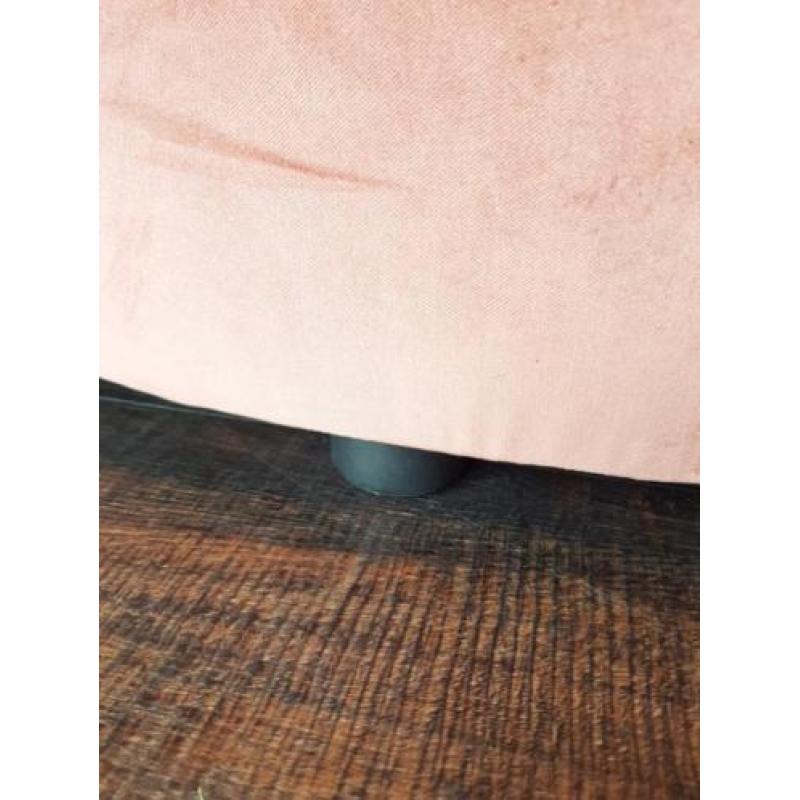 Velours poef, rond model, poeder roze