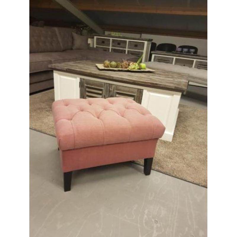 *OP VOORRAAD* NIEUW Landelijke Hocker (nr. 2186 K)