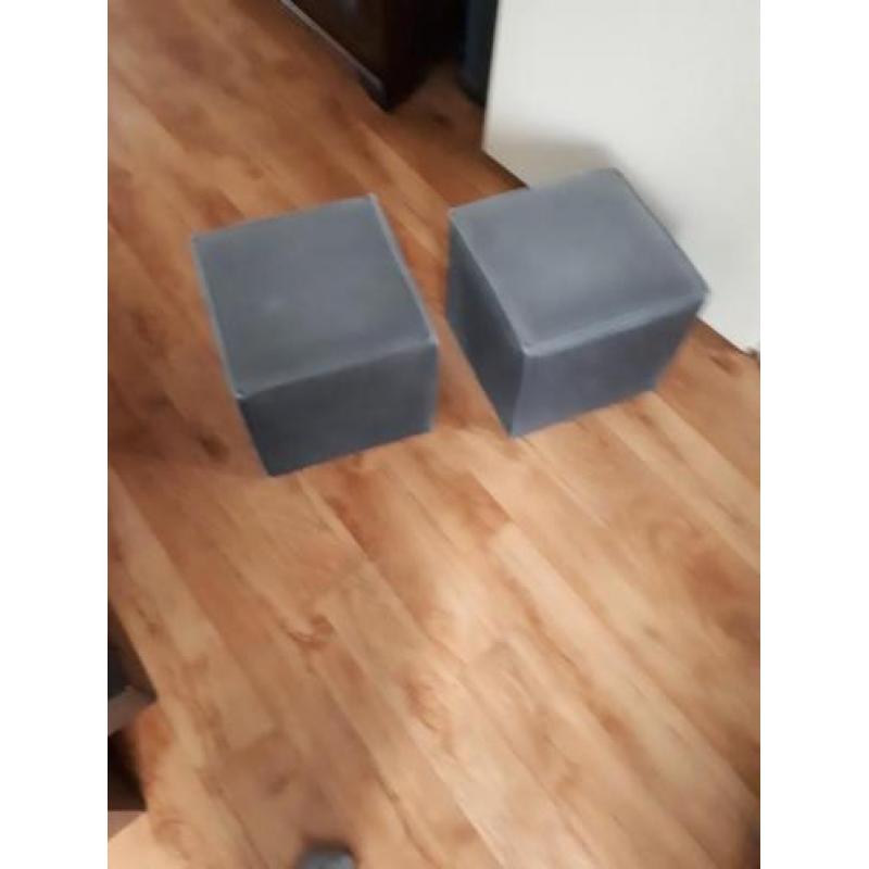 Hocker grijze jeans stof te koop aangeboden