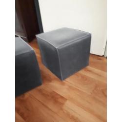 Hocker grijze jeans stof te koop aangeboden