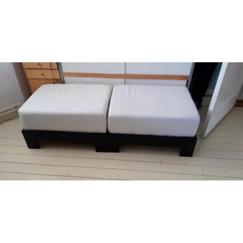 2 poef poefjes daybed