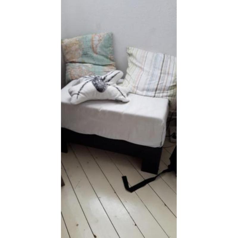 2 poef poefjes daybed