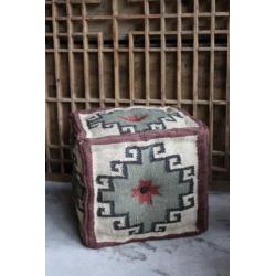 Sobere Stoere Oosterse Kelim Poef Landelijke Stoel Vintage