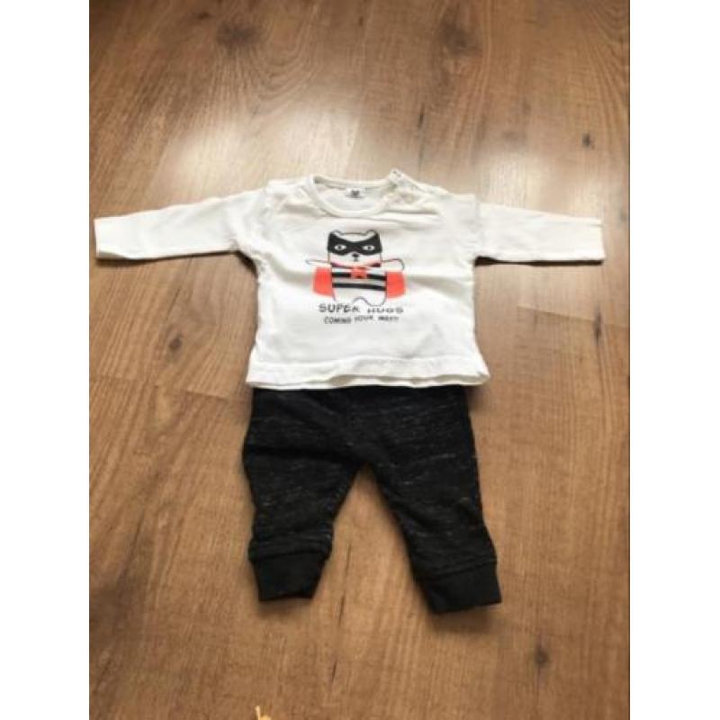 Babykleding maat 50