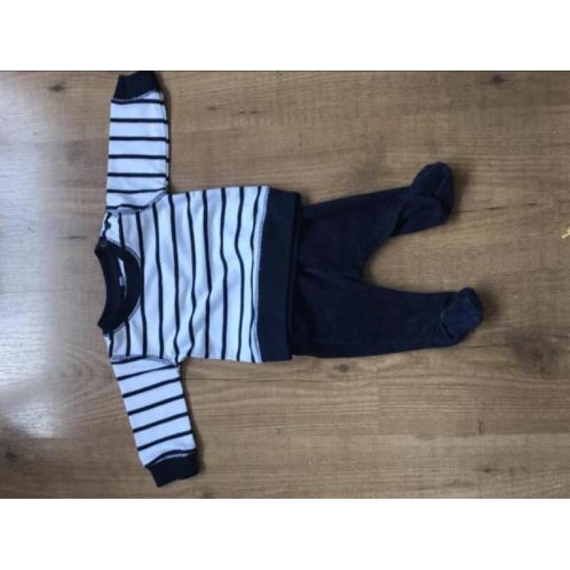 Babykleding maat 50