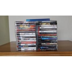 PS 3 Slim 500GB, 2 controllers+spellen