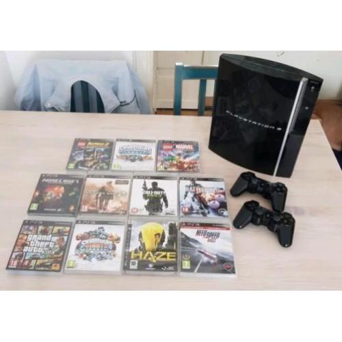 Ps3 phat inclusief 11 spellen en skylander poppetjes